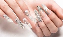 The gemstone manicure trend