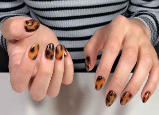 The “turtle shell” manicure is trending this fall