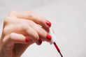How to properly apply your nail polish?