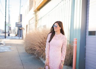 7 Adorable Lace Dresses for Spring Time