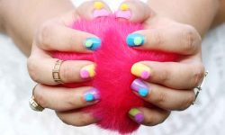 Nail art: Nail Pompoms