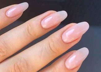 How to have Acrylic nails?